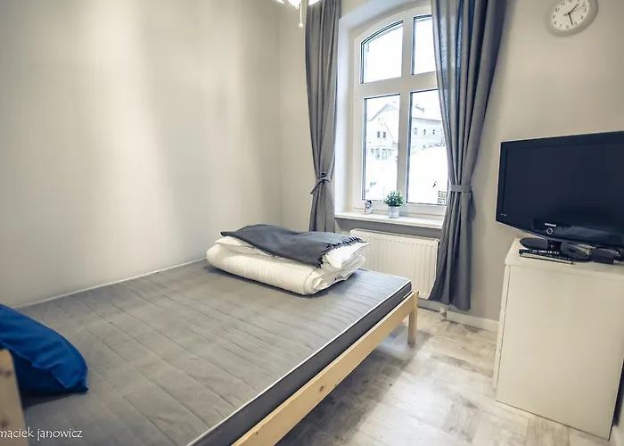 Apart-invest Wiwi 3 아파트 *